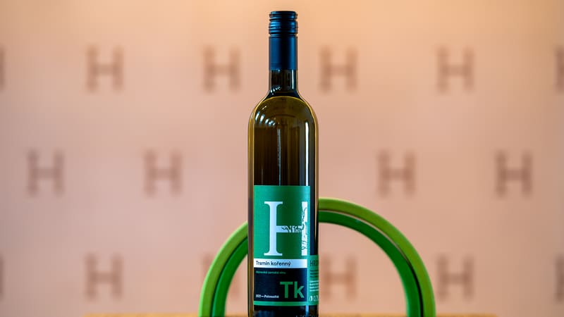 Tramín kořenný 2020, suché, bílé